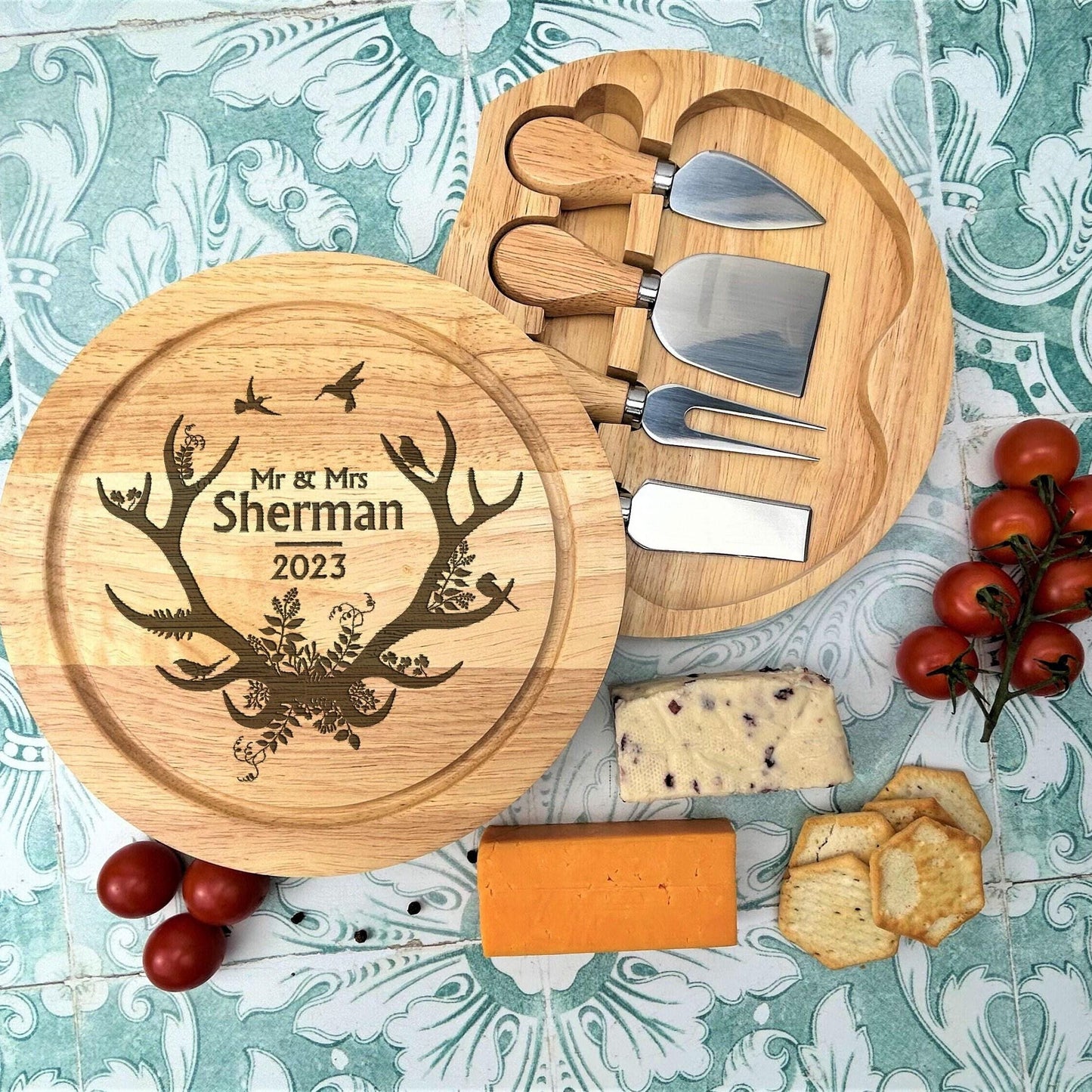 Personalised Antler Christmas Cheese Board Set - Engraved Wooden XMAS Gift