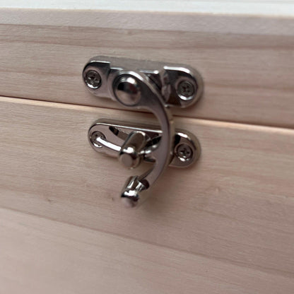 Robin Oil Painting Illustration Personalised Wooden Memory / Keepsake Box - Bereavement Gift