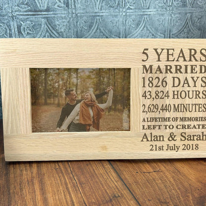 5th Anniversary Personalised Wooden Oak Photo Frame - 6x4 Picture - Wooden Fifth Wedding Anniversary Gift