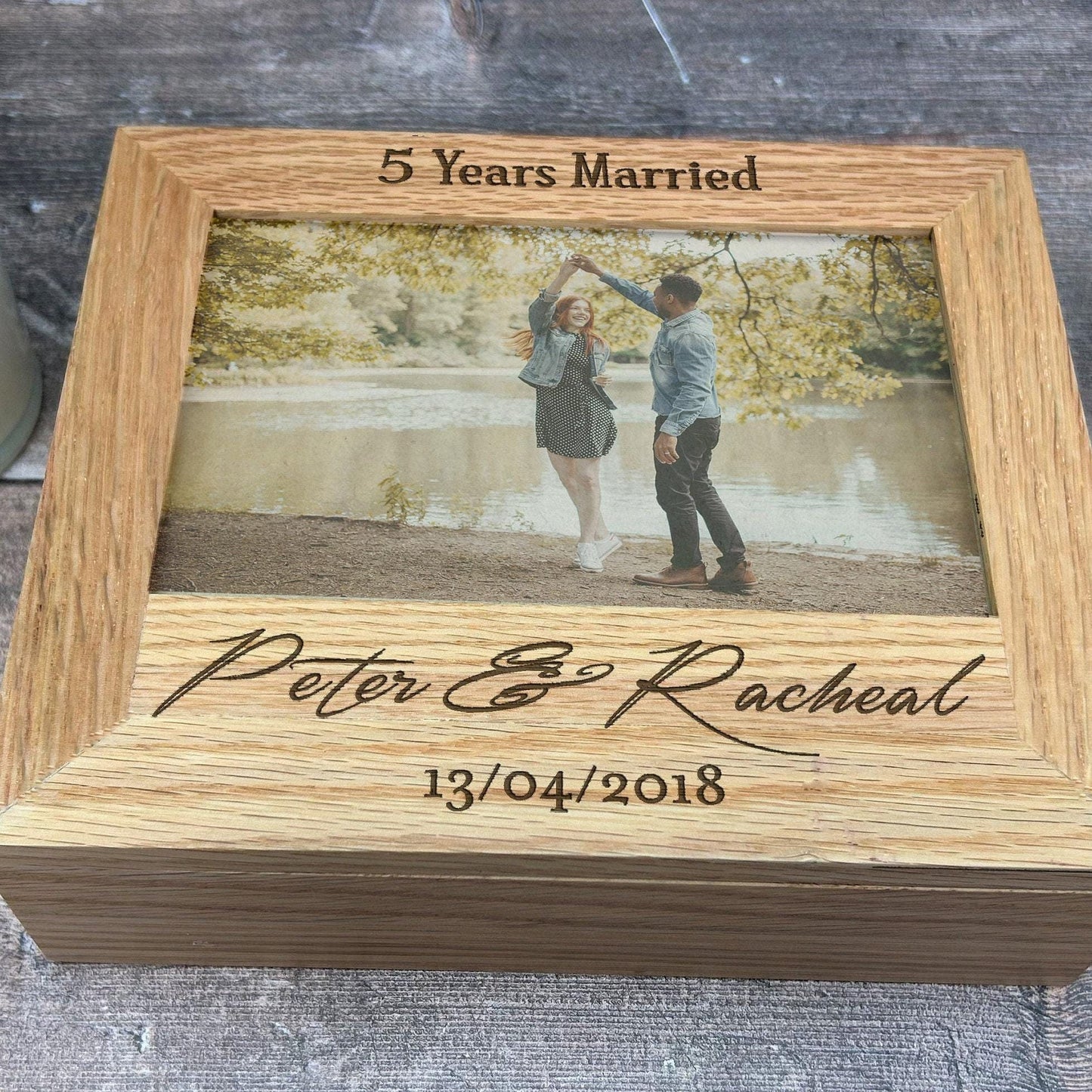 5 Year Anniversary - Personalized  Memory Box - Solid Oak - Holds 6x4  7x5 Photos - Fifth Anniversary Gift