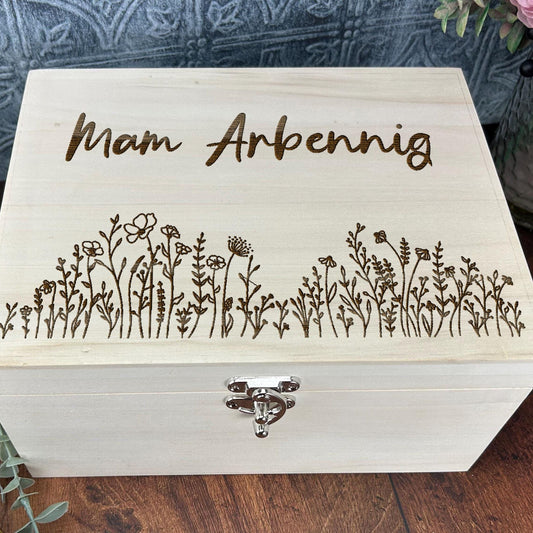 Mam Arbennig Luxury Wooden Memory Box - Personalised Keepsake Box