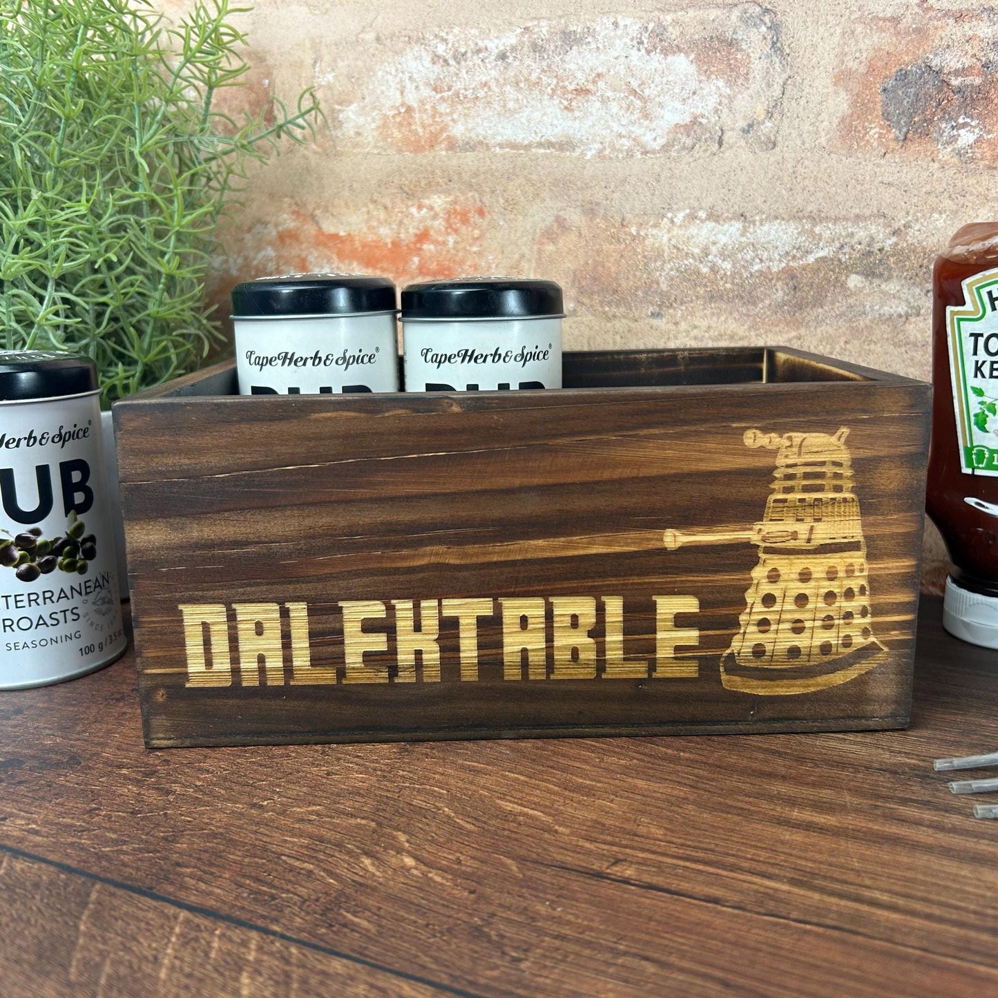 Dalektable Dr Who Doctor Dalek Engraved Kitchen Tidy / Caddy Storage Spices Vinegar Herbs Dining Table Decor Housewarming Cooking Baking