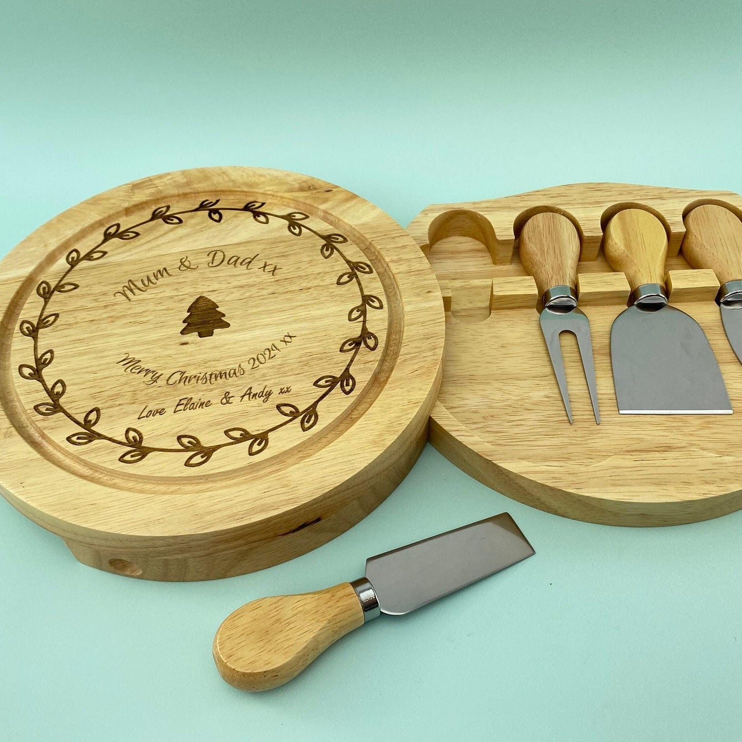 Christmas Cheese Board Set - Wooden Engraved Personalised XMAS Gift