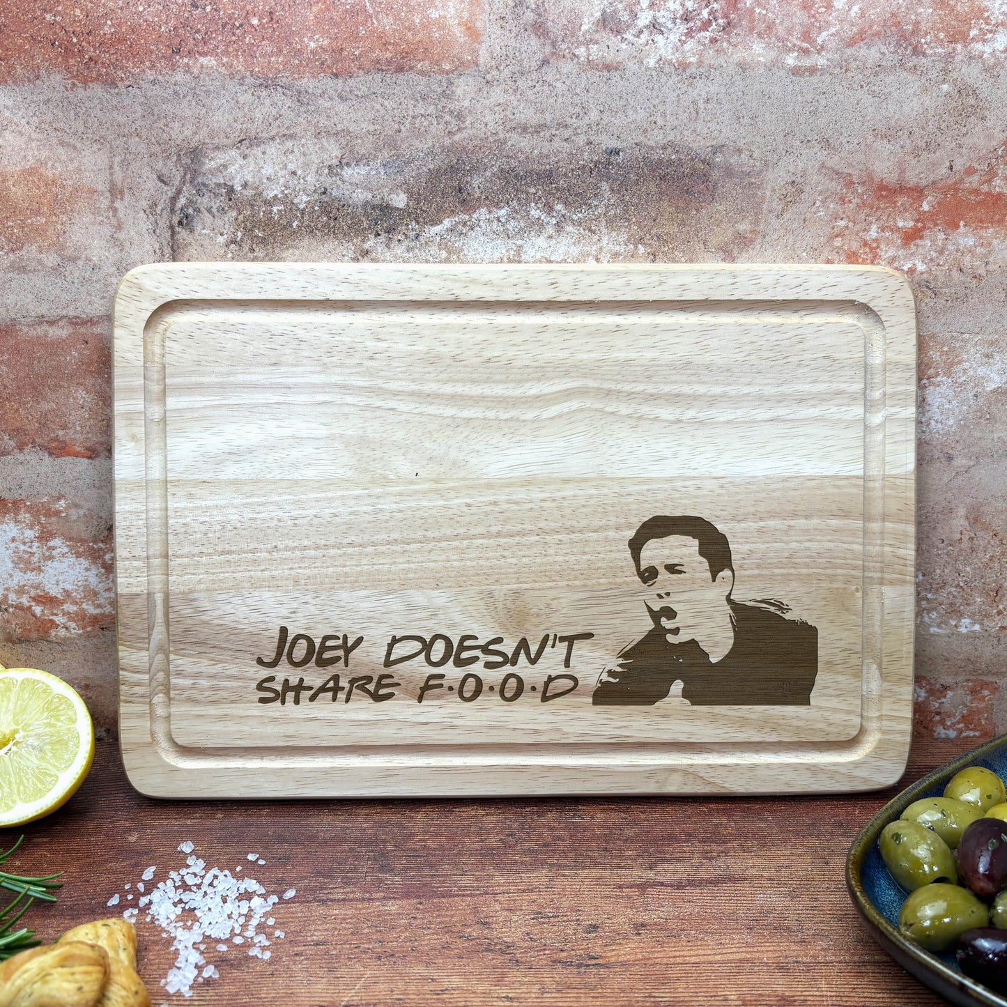 Friends Joey Doesn't Share Food Chopping Board Funny Cooking Gift Present Kitchen Decor Housewarming Christmas Gift Birthday Present