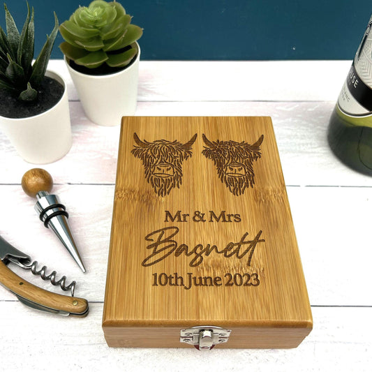 Highland Cow Mr Mrs Personalised Wine Accessory Kit - Wedding Gift