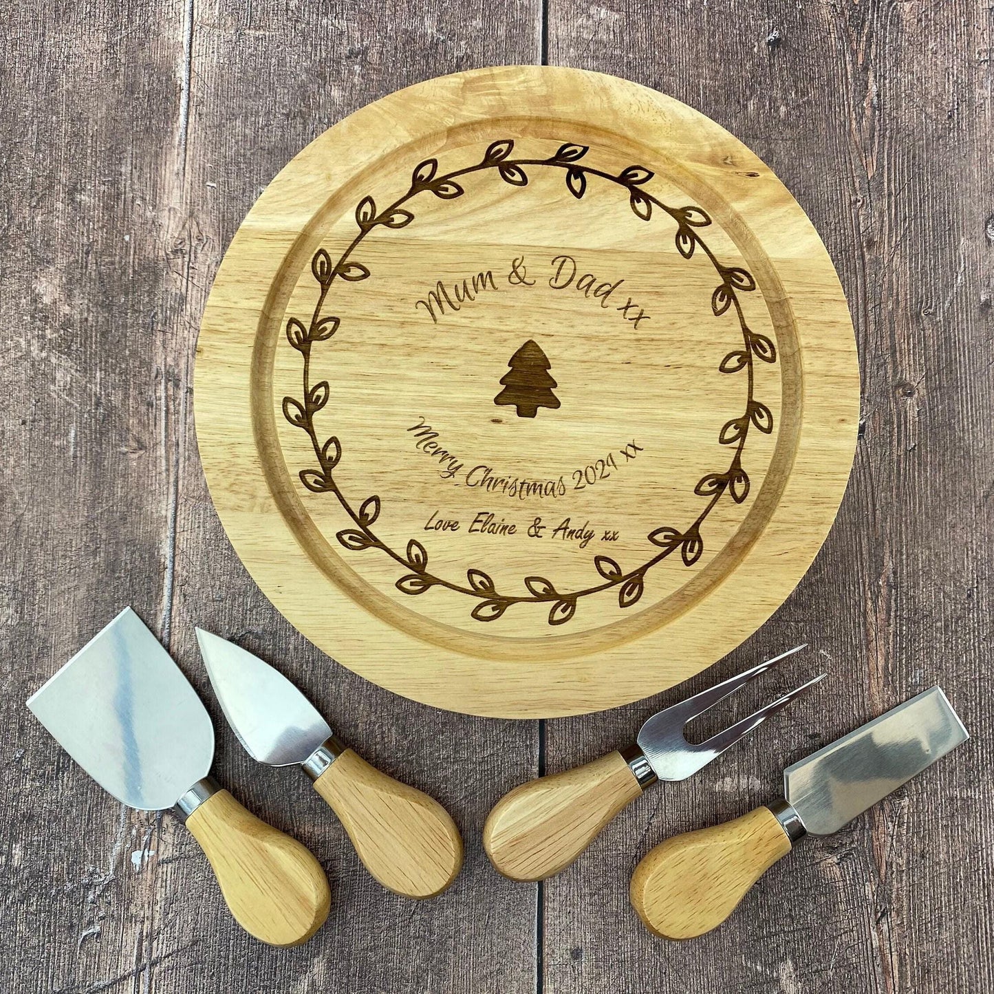 Christmas Cheese Board Set - Wooden Engraved Personalised XMAS Gift