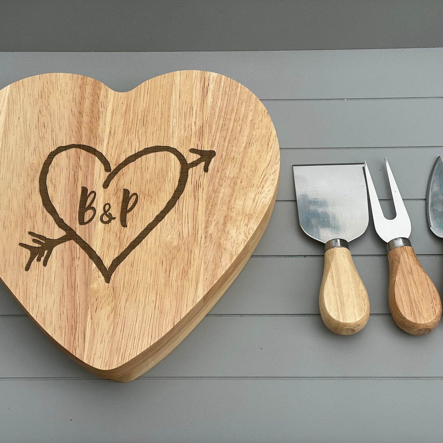 Heart Arrow Valentine's Day Heart Shape Cheese Board Set - Personalised Gift