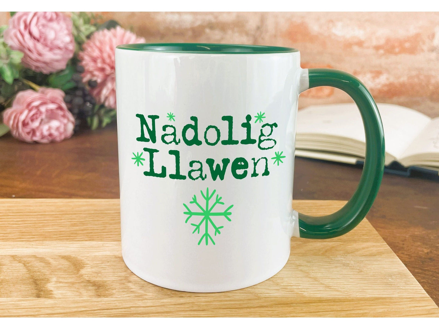 Nadolig Llawen Snowflakes Welsh Language Dialect Ceramic Mug