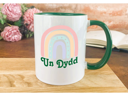 Un Dydd ar y Tro One Day At A Time Welsh Language Dialect Ceramic Mug